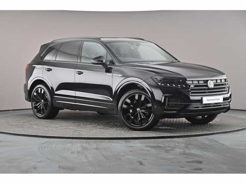 Used 2021 VW Touareg Black Edition SUV | £43,990 (Fair price) - Image 1/4