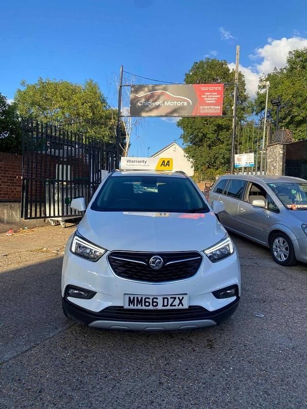 White Used 2016 Vauxhall Mokka X Design Edition SUV | £5,495 (Super price) - Image 1/4