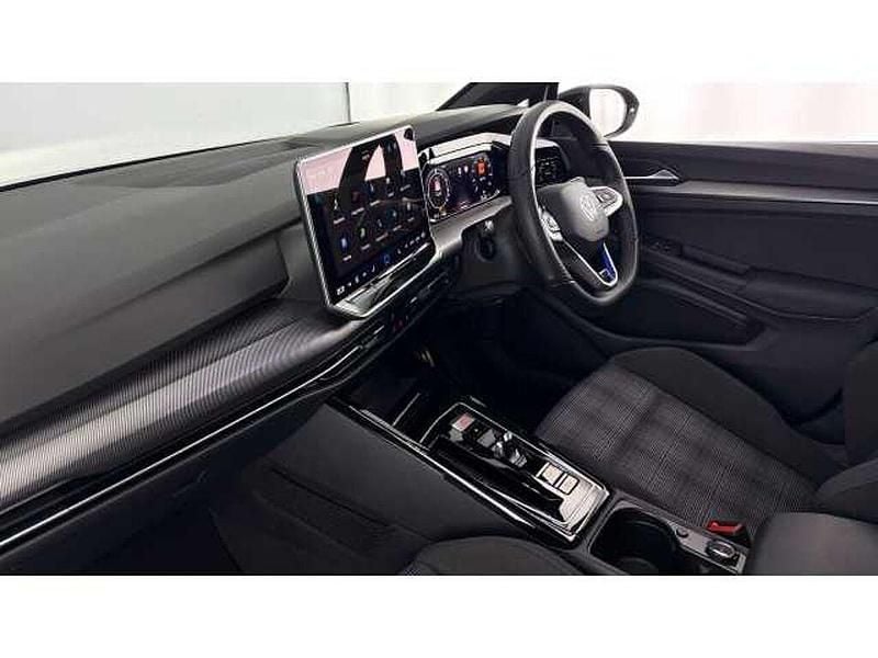 Used VW Golf VIII GTE 272 HP (200 kW) 2025 Black Hatchback