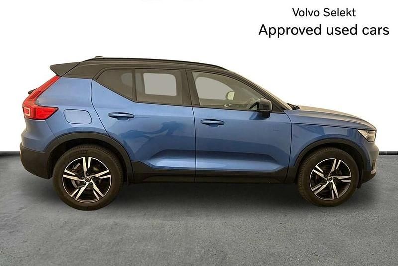 Used Volvo XC40 R-Design 161 HP (118 kW) 2021 Blue SUV