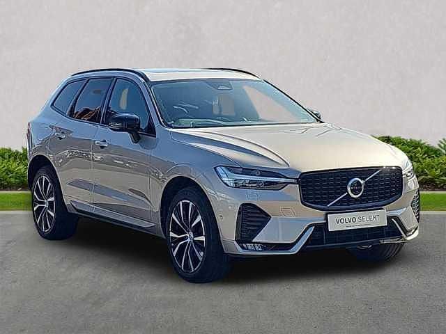 Used Volvo XC60 Ultimate 250 HP (183 kW) 2023 Gold SUV