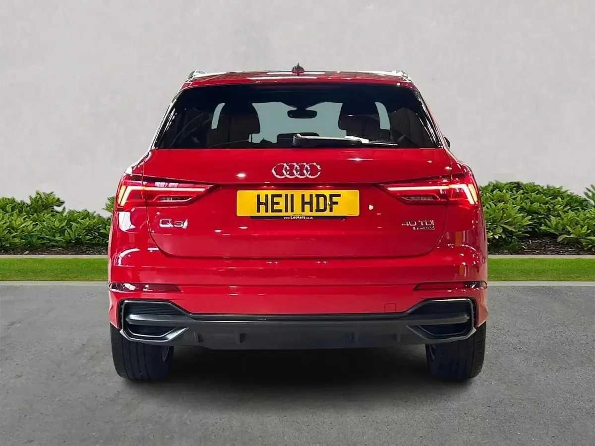 Used Audi Q3 S-Line 200 HP (147 kW) 2022 Red SUV