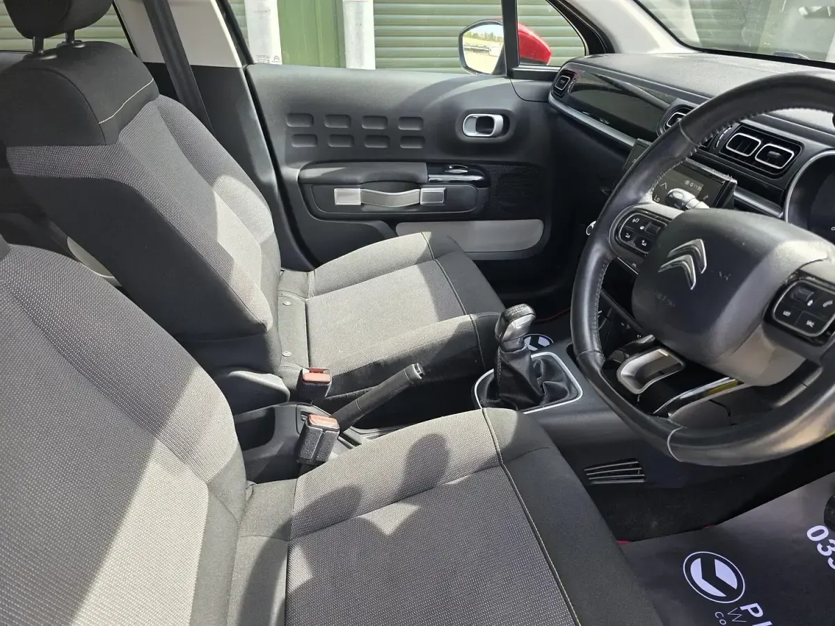 Used Citroën C3 Flair 82 HP (60 kW) 2017 Black Hatchback