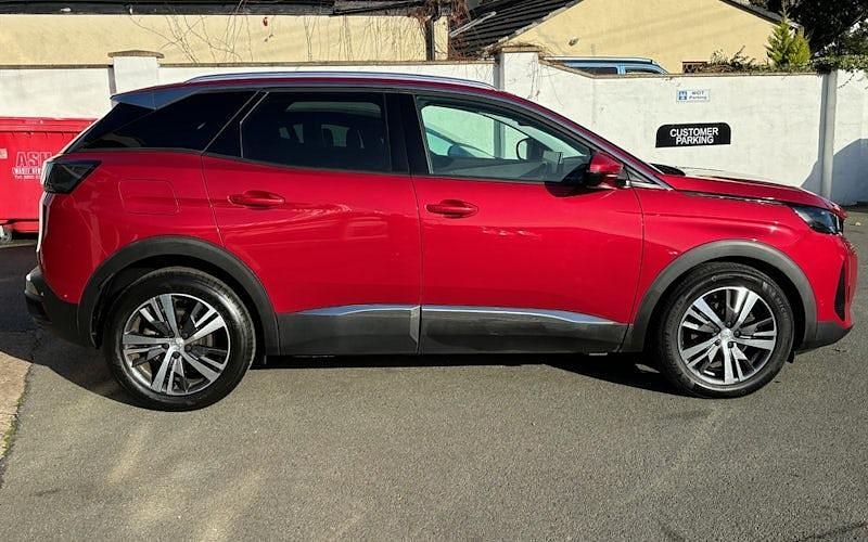 Used Peugeot 3008 Allure Premium 131 HP (96 kW) 2022 Estate