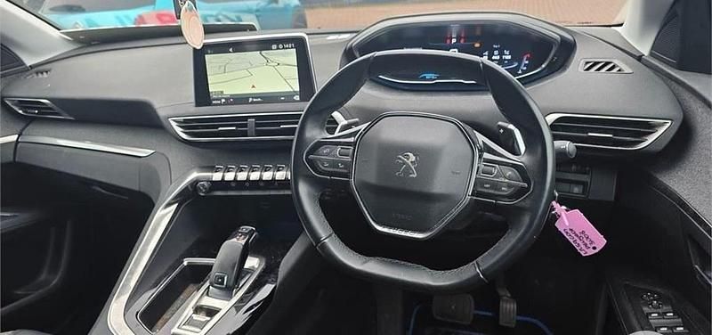 Second-hand Peugeot 3008 Allure 130 CP (95 kW) 2019 Albastru Hatchback