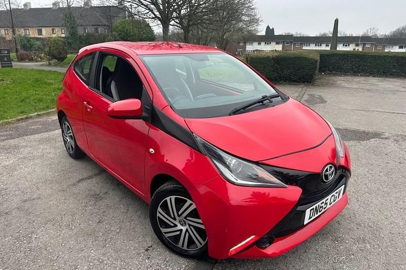 Used Toyota Aygo X-play 2015 Red Hatchback