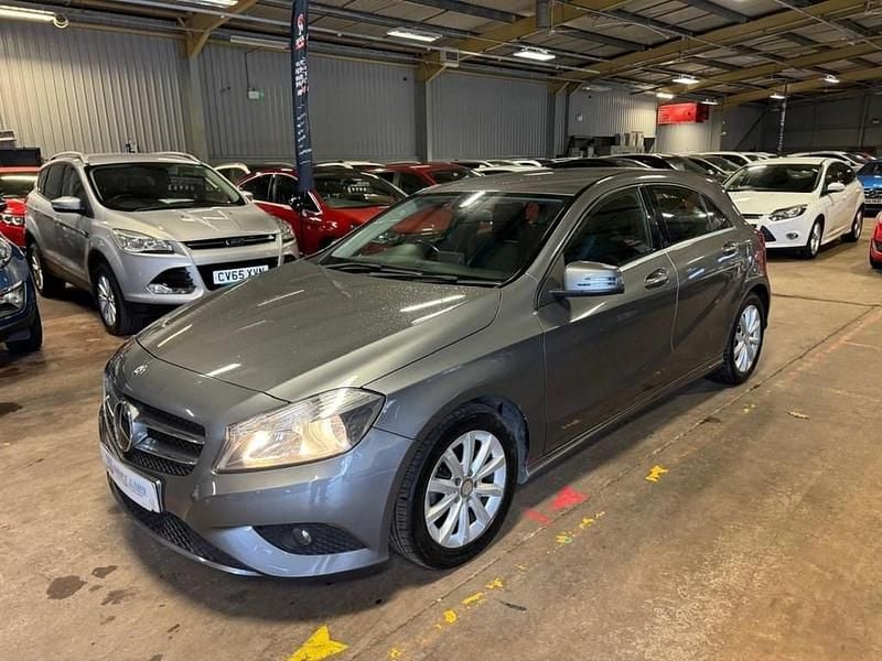 Used Mercedes A180 SE 2014 Grey Hatchback