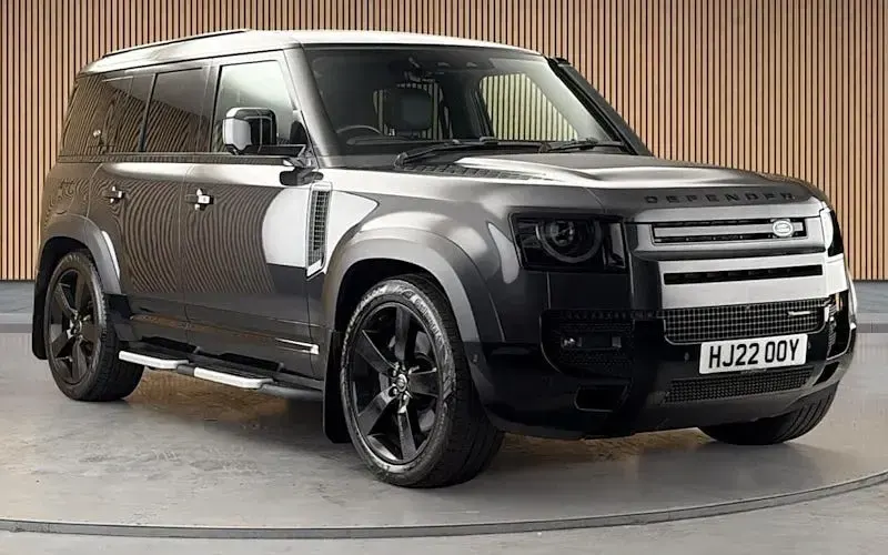 Used Land Rover Defender HSE Dynamic 249 HP (183 kW) 2025 SUV