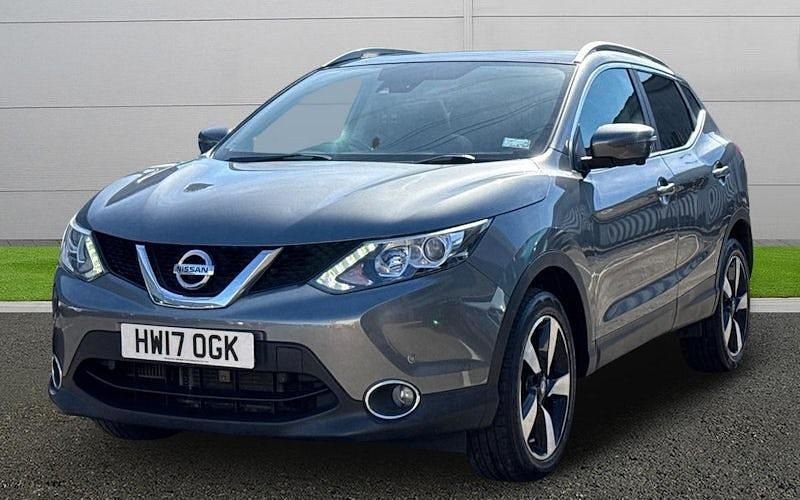 Used Nissan Qashqai Executive 116 HP (85 kW) 2017 Grey SUV