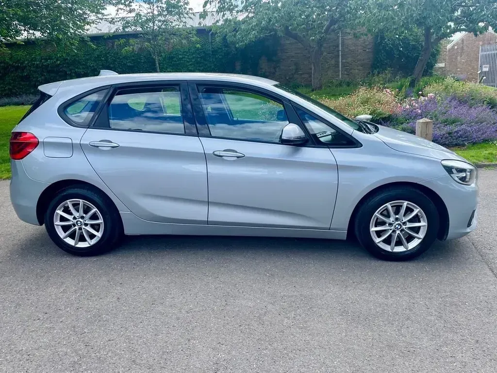 Used BMW 218 Basis 136 HP (100 kW) 2017 Silver MPV