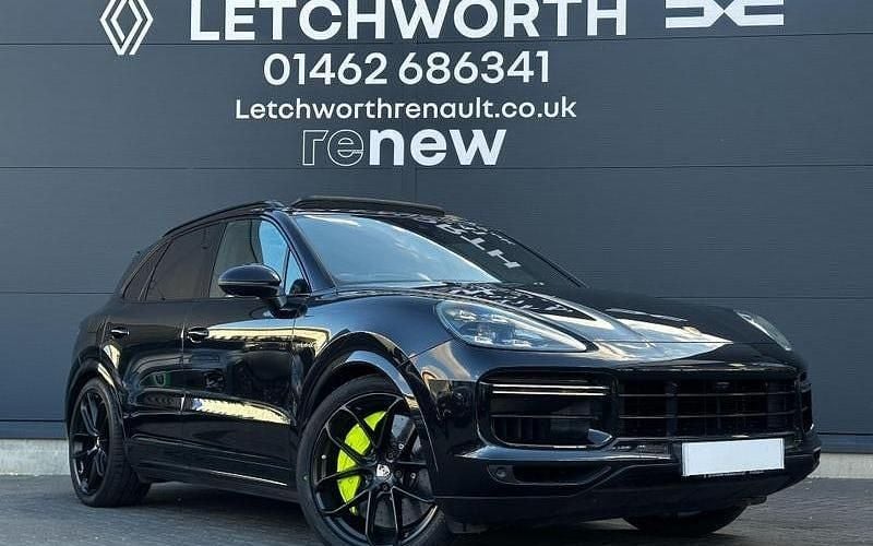 Used 2022 Porsche Cayenne Turbo E-Hybrid SUV | £70,995 - Image 1/4