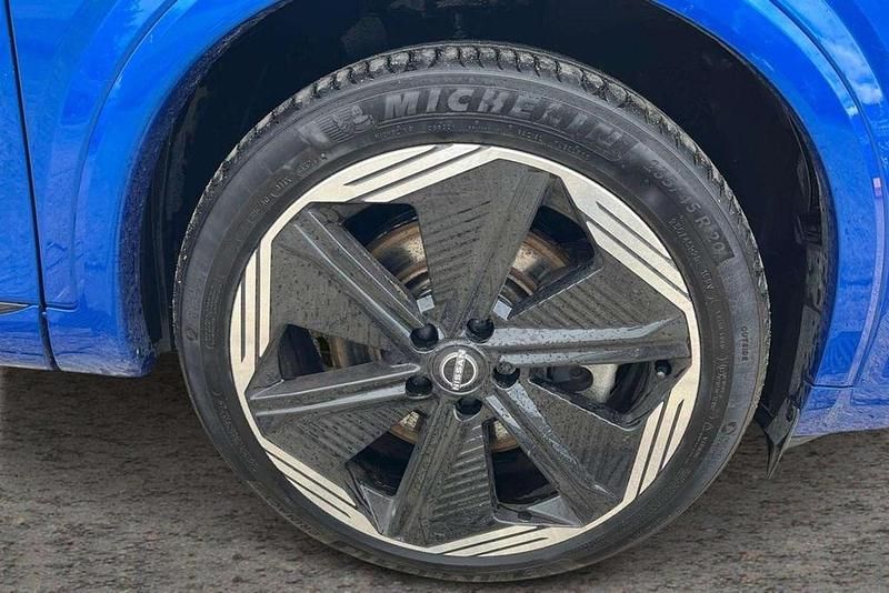 Used Nissan Qashqai 190 HP (139 kW) 2024 Blue SUV