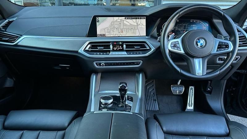 Used BMW X6 M Sport 335 HP (246 kW) 2022 Black SUV