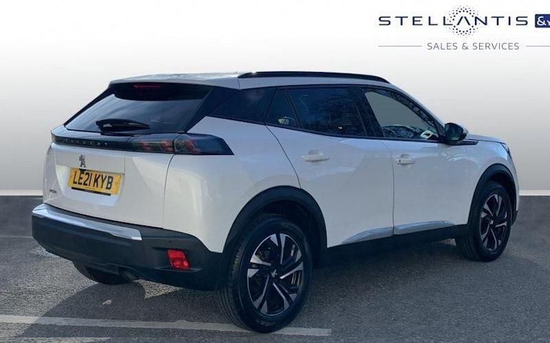 Used Peugeot 2008 Allure Premium 101 HP (74 kW) 2021 White SUV