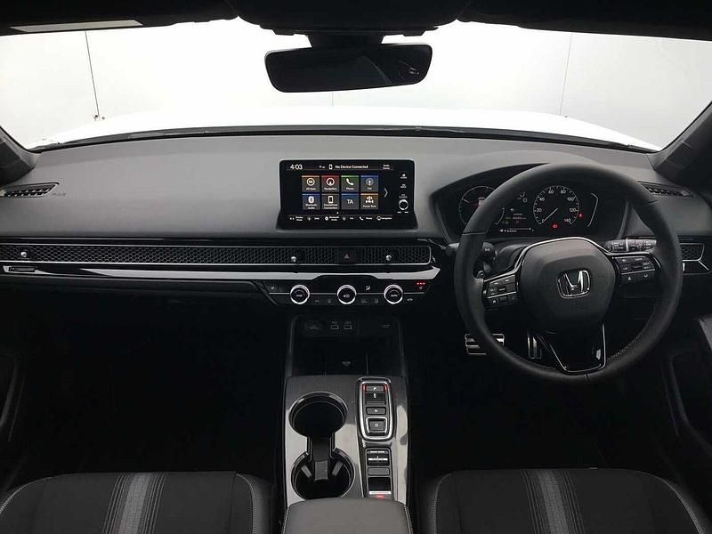 Used Honda Civic Hybrid 182 HP (133 kW) 2025 White Hatchback