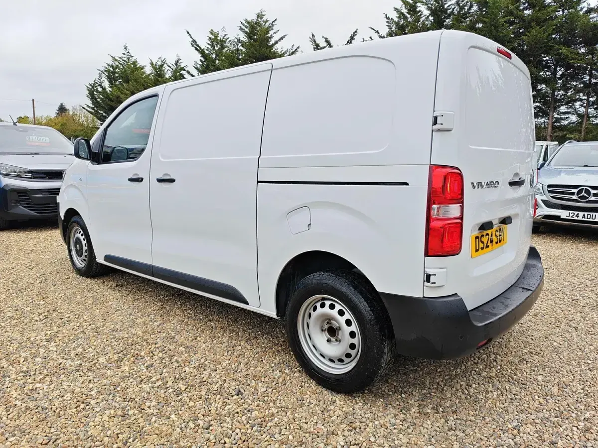 Used Vauxhall Vivaro S 2024 White MPV