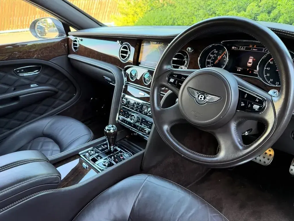 Used Bentley Mulsanne Mulliner 505 HP (371 kW) 2015 Grey Sedan