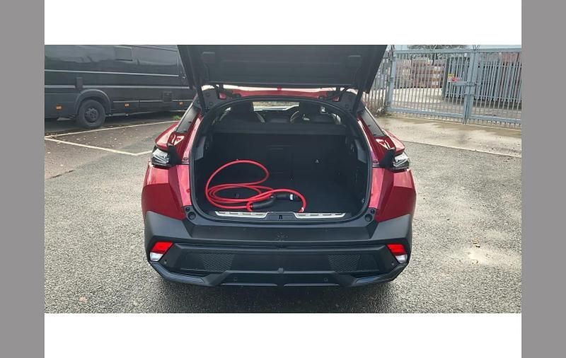 Gebraucht Peugeot 408 GTi 158 kW (215 PS) 2025 Other SUV