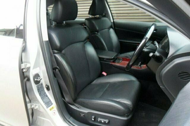 Used Lexus GS300 245 HP (180 kW) 2005 Sedan