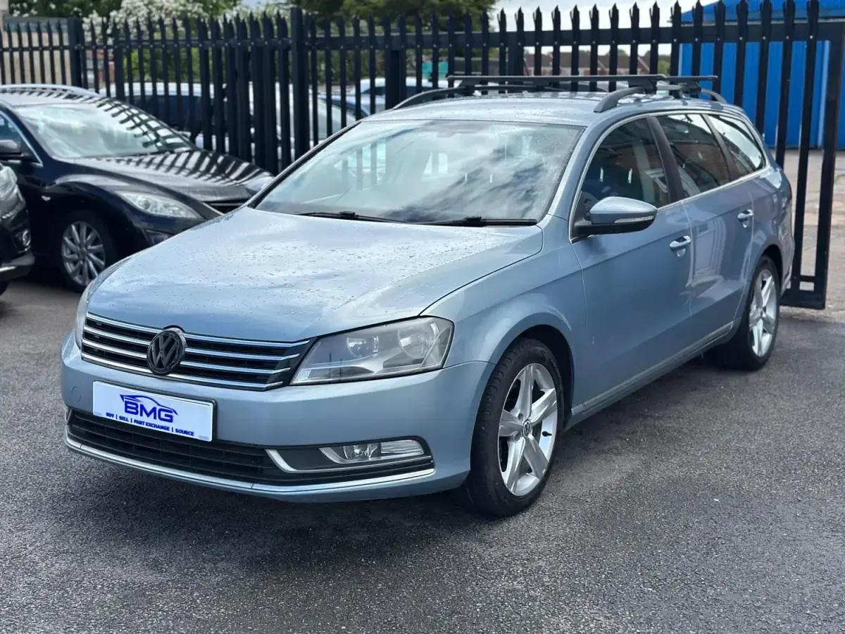 Usado VW Passat SE 2012 Cinzento Carrinha