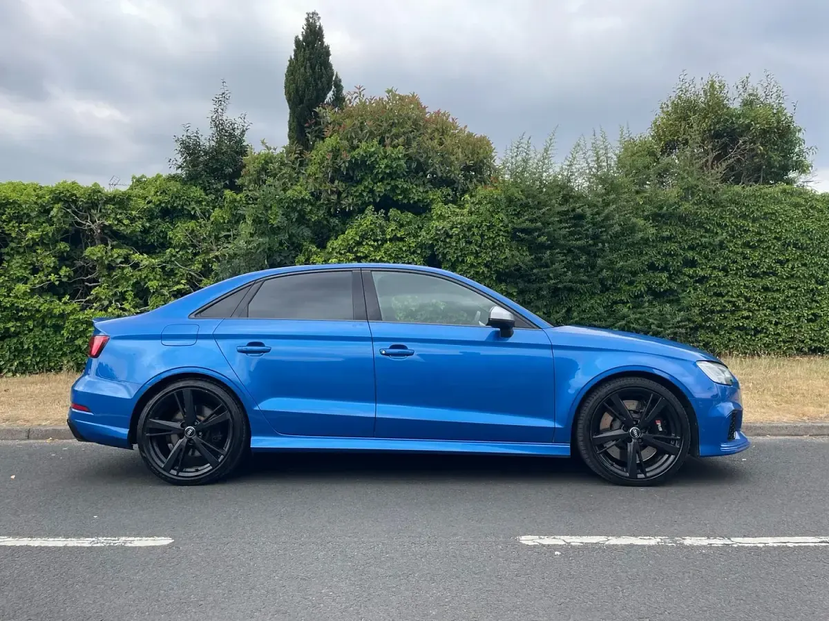 Used Audi RS3 Design 400 HP (294 kW) 2019 Blue Sedan