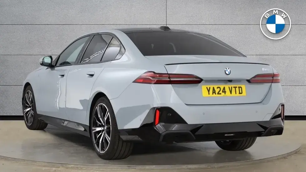 Used BMW 520 M Sport 205 HP (150 kW) 2024 Grey