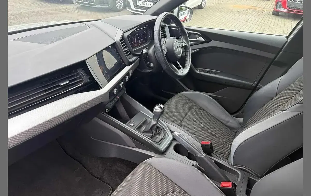 Used Audi A1 S-Line 108 HP (79 kW) 2023 Silver SUV
