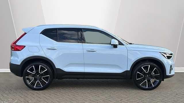 Used Volvo XC40 Ultra 194 HP (142 kW) 2026 SUV