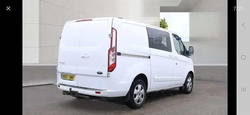 Used Ford Transit Custom Limited 170 HP (125 kW) 2018 White Van