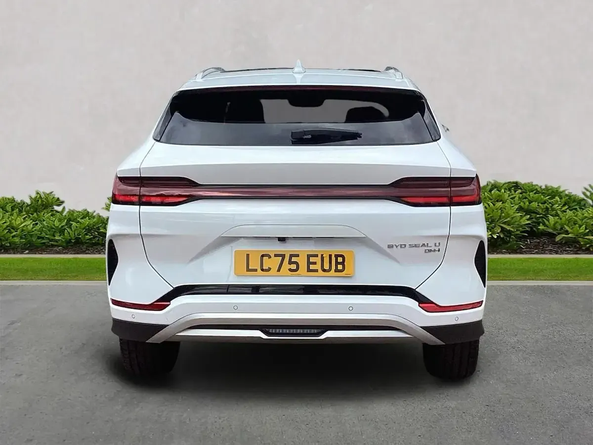 Used BYD Seal U Comfort 324 HP (238 kW) 2025 White SUV