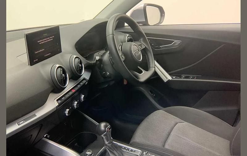 Used Audi Q2 Sport 190 HP (139 kW) 2018 Floret silver, metallic SUV