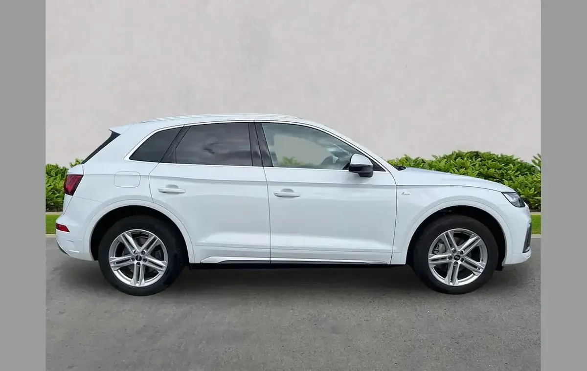 Usado Audi Q5 S-Line 204 HP (150 kW) 2023 Branco SUV