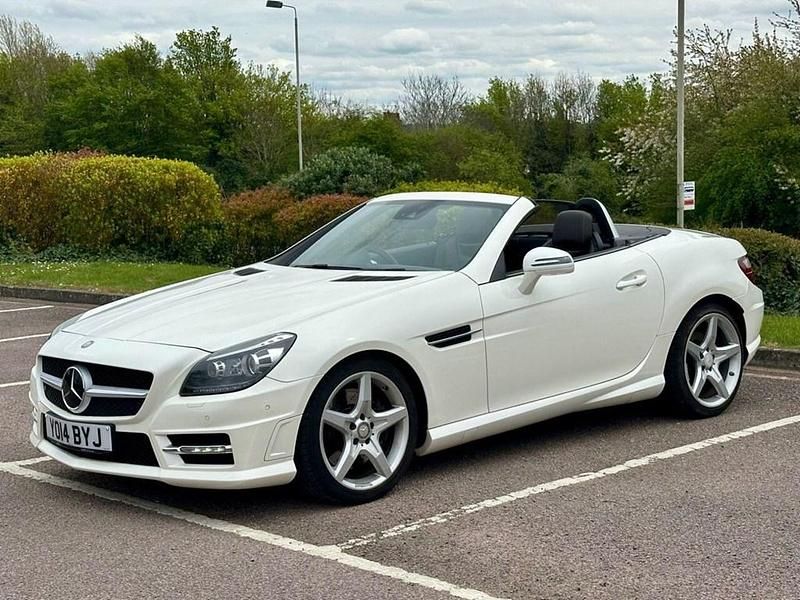 Used Mercedes SLK250 AMG 204 HP (150 kW) 2014 White Cabriolet