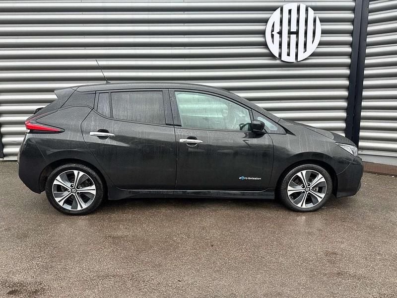Used Nissan Leaf N-Connecta 110 kW (150 HP) 2020 Black Hatchback