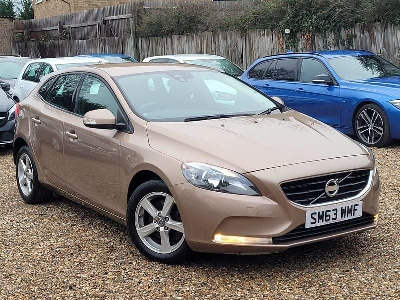 Bronze Used 2013 Volvo V40 Hatchback | £6,199 (Good price) - Image 1/4