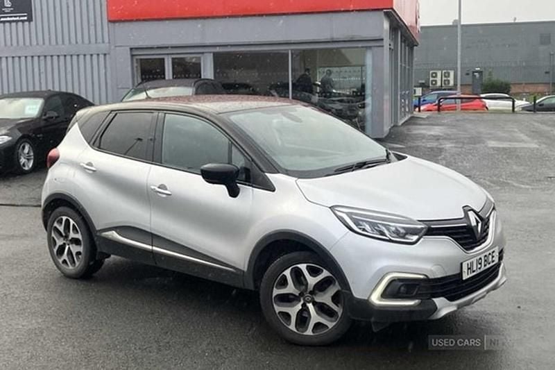 Silver/black Used 2019 Renault Captur GT-Line SUV | £7,990 (Fair price) - Image 1/1