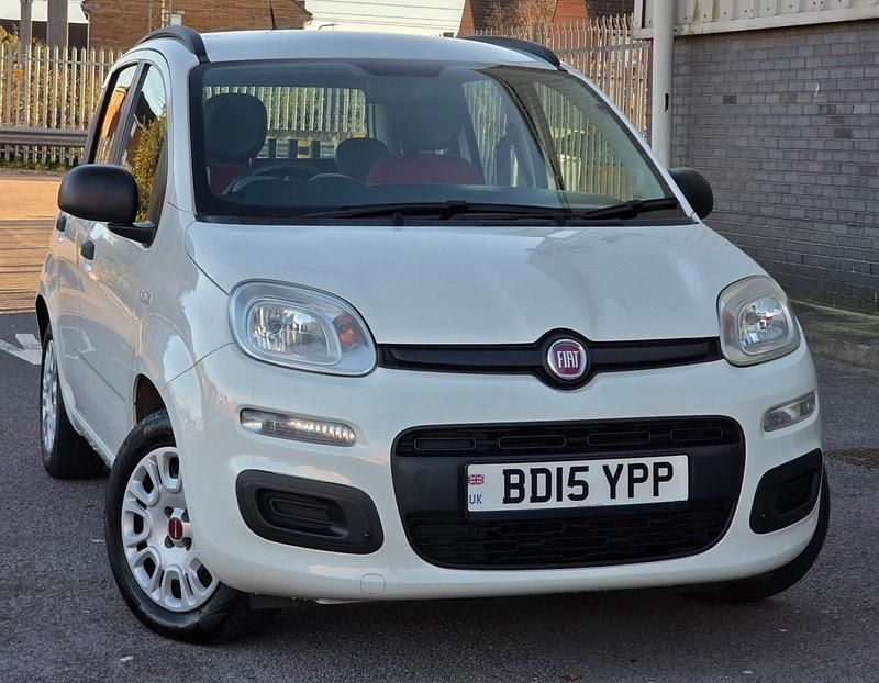 Used Fiat Panda Easy 69 HP (50 kW) 2015 White Hatchback