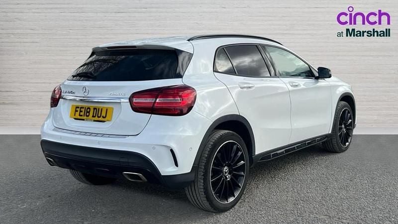 Used Mercedes GLA220 AMG Line Premium 177 HP (130 kW) 2018 White SUV