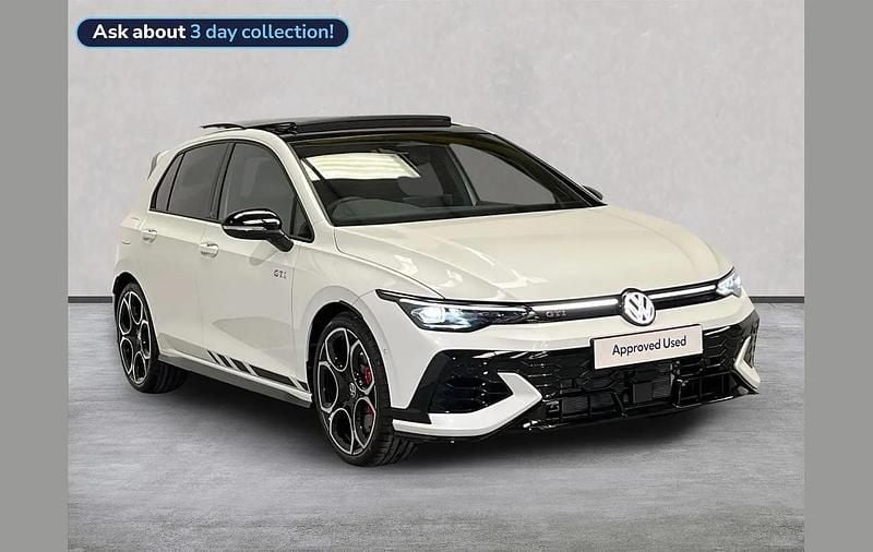 New VW Golf VIII GTI Clubsport 300 HP (220 kW) 2026 White Hatchback