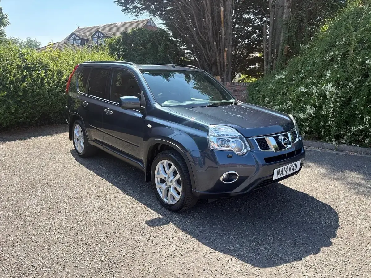 Used Nissan X-Trail Tekna 2014 Blue SUV
