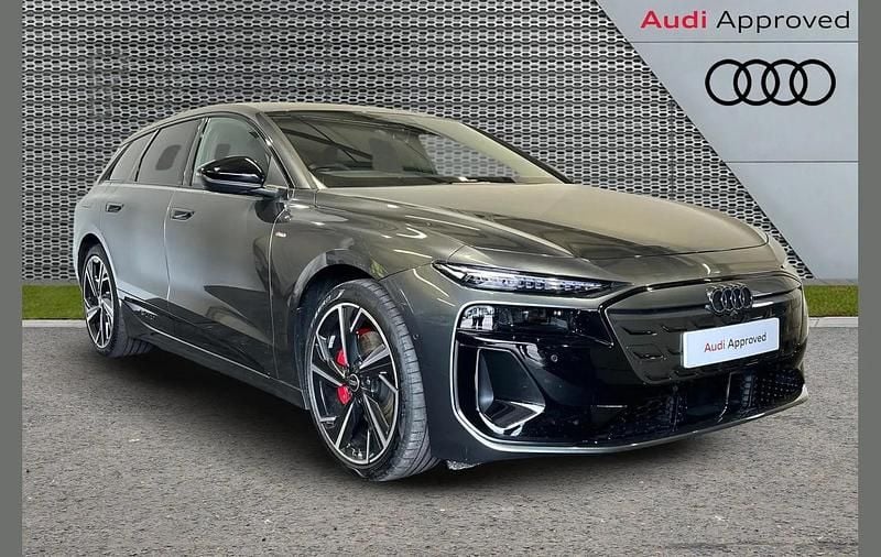 Grey Used 2025 Audi e-tron Comfort SUV | £59,800 - Image 1/4