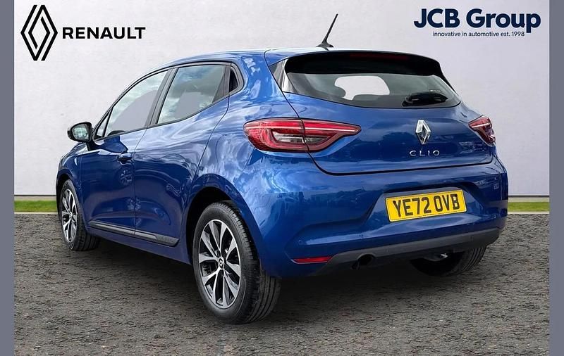 Used Renault Clio V Evolution 90 HP (66 kW) 2022 Blue Hatchback