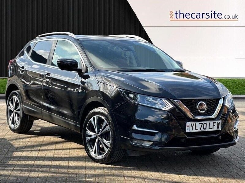 Black Used 2021 Nissan Qashqai N-Connecta SUV | £15,495 (Good price) - Image 1/3