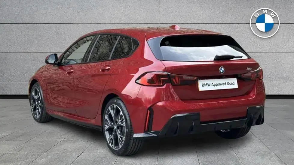 Used BMW 120 M Sport 170 HP (125 kW) 2026 Red Hatchback