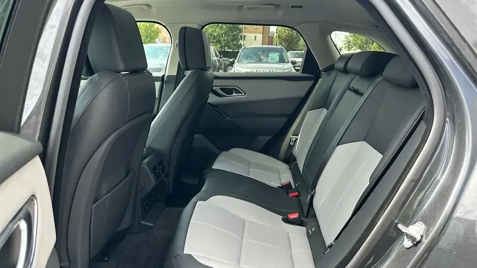Used Land Rover Range Rover Velar HSE Dynamic 404 HP (297 kW) 2024 Premium metallic  carpathian grey SUV