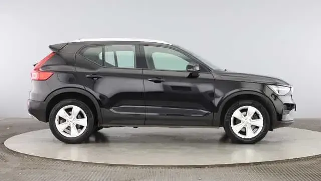 Usado Volvo XC40 Core 161 CV (118 kW) 2023 SUV
