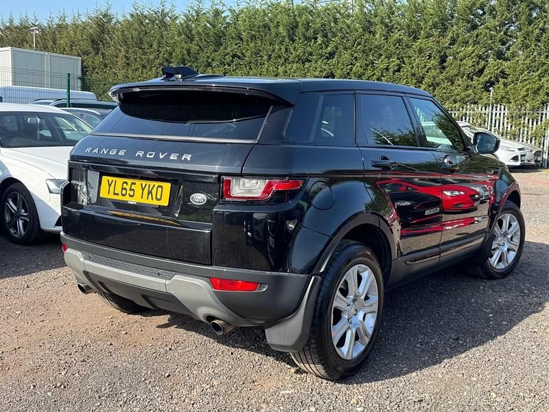 Used Land Rover Range Rover evoque SE 2016 Black Estate