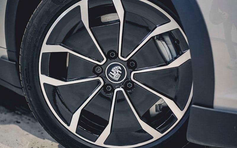 Used Porsche Taycan Cross Turismo 500 kW (680 HP) 2022 Grey Estate