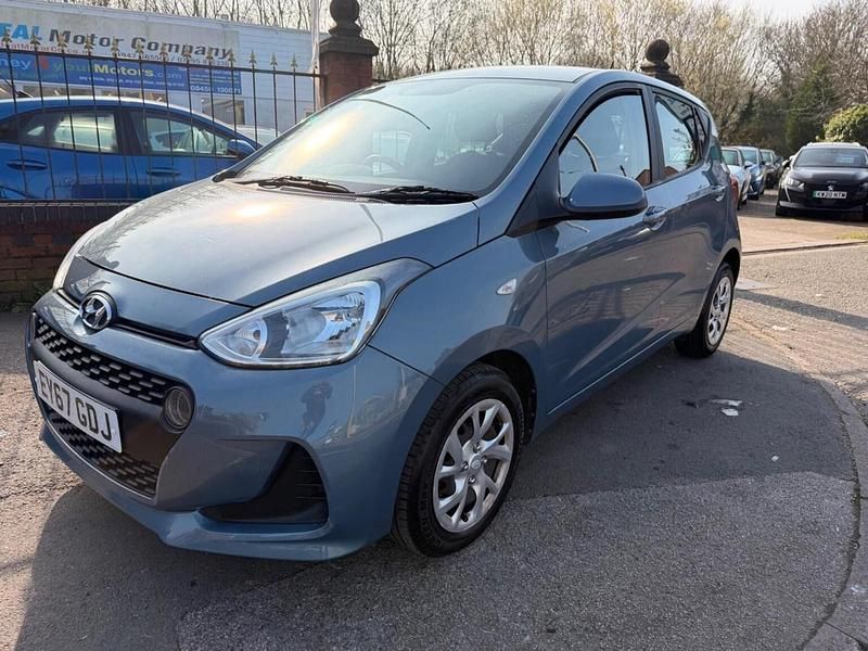 Used Hyundai i10 SE 87 HP (63 kW) 2017 Blue Hatchback