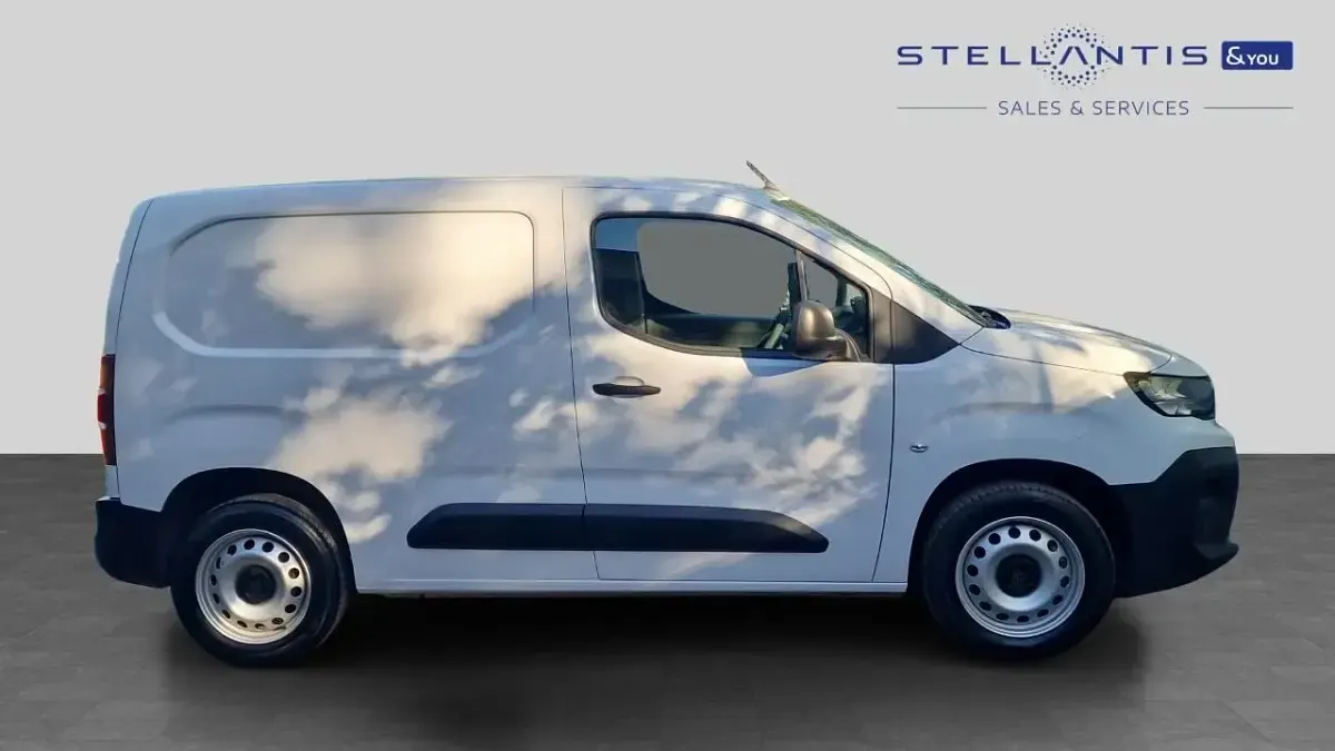 Second-hand Peugeot Partner S 101 CP (74 kW) 2025 Alb Monovolum